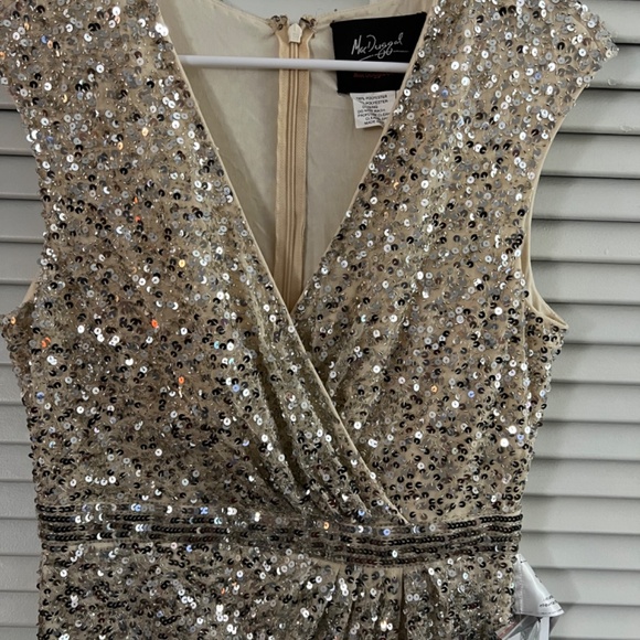 NWT Mac Duggal Cap Sleeve High Slit Gown 5489 Nude Ombre - Picture 4 of 10